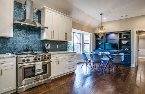 Park Central House | High Demand Private VIP with Heated Pool and Spa!
