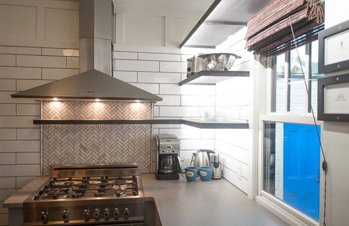 Downtown Bozeman Cottage | High End Cottage in Downtown Bozeman- 30 days +bookings