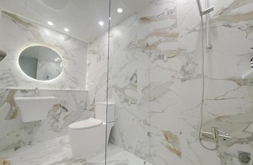 Seogyo-dong Apartment | High End Hongdae House