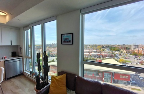 Ahuntsic-Cartierville Apartment | High End Studio in Central District