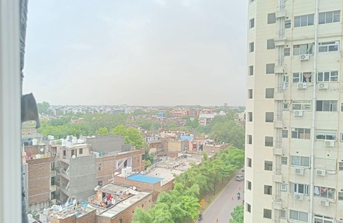 New Delhi Apartment | High Ended Studio Apartment (720) in DLF Capital Greens Society