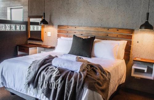 Clarens House | High on a Hill