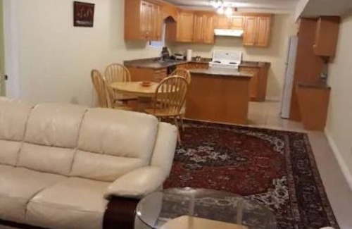 Westwood Plateau House | High Point Place near Lake Lafarge