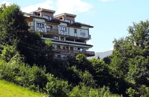 Westendorf Apartment | High quality apartment with sauna and dream view on the ski slope.