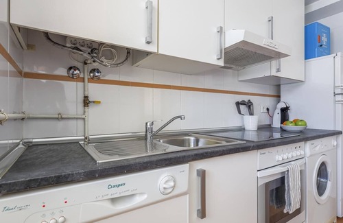 La Algaba Apartment | High quality apartment 3 bedrooms, 2 bathrooms pool La Algaba