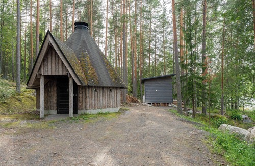 Vaajakoski Apartment | High-quality suite by the lake