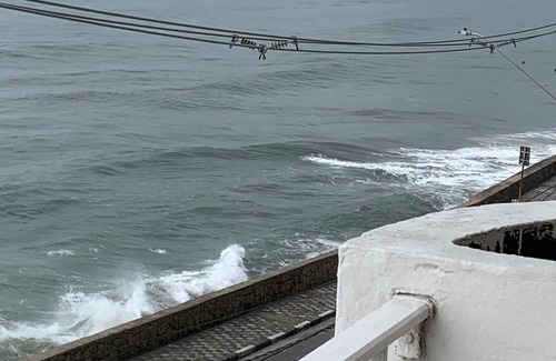 Morro do Maluf Apartment | High standard apartment, 4 bedrooms, sea front Guarujá