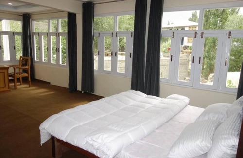 Skardu Hotel | Highland View Skardu