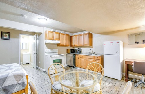 Dupont Apartment | Hike, Explore & More: Aurora Retreat w/Yard