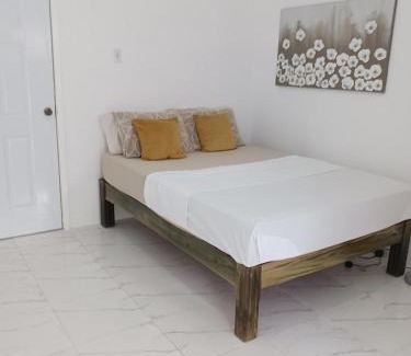 Tower Isle Bed & Breakfast | Hill View Rooms