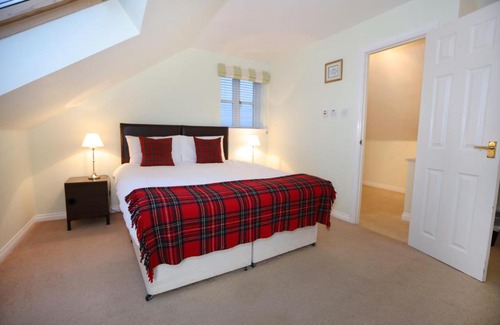 Stirling Hotel | Hillhead Farm Lets