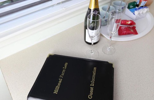 Stirling Hotel | Hillhead Farm Lets