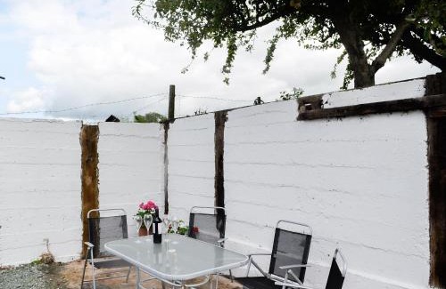 Malpas House | Hillside Cottage