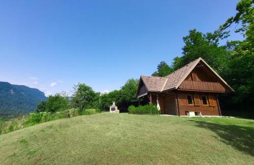 Bodesce Ski Chalet | Hillside Cottage