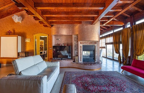 Gioiosa Marea House | Hillside Haven with Pool