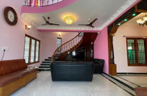 Chennai House | HILLSIDE HIDEOUT