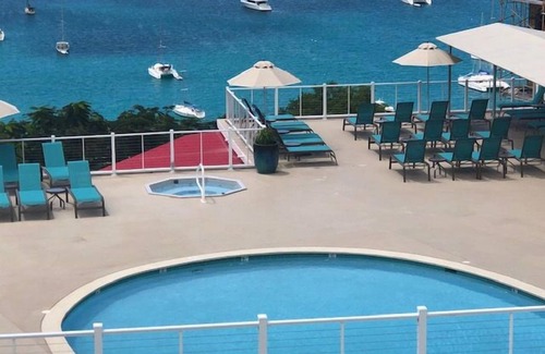 Rosendal Condo | Hilltop Condo in St. Thomas with Resort Amenities