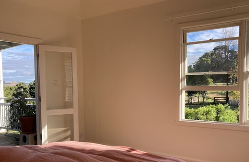 Fish Creek Other | Hilltop farmhouse close to Wilsons Prom