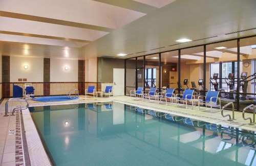 Downtown Anchorage Hotel | Hilton Anchorage