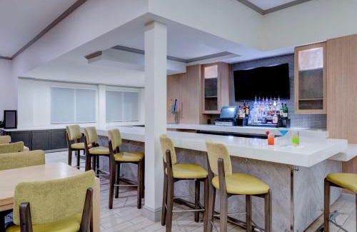 Anaheim Resort Hotel | Hilton Garden Inn Anaheim/Garden Grove