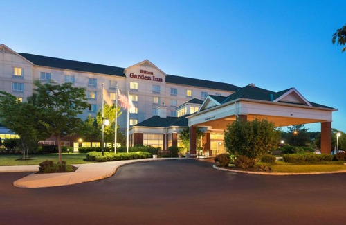 Hopelawn Hotel | Hilton Garden Inn Edison/Raritan Center
