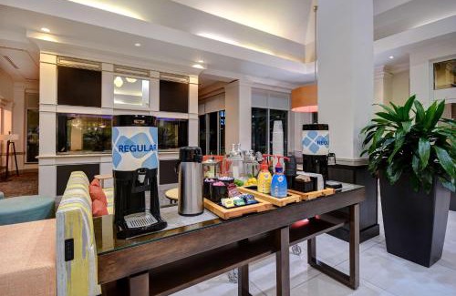 Villas Hotel | Hilton Garden Inn Fort Myers