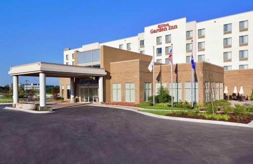 Lake Forest Hotel | Hilton Garden Inn Lake Forest Mettawa