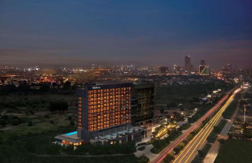 Gurugram Hotel | Hilton Gurugram Baani City Centre