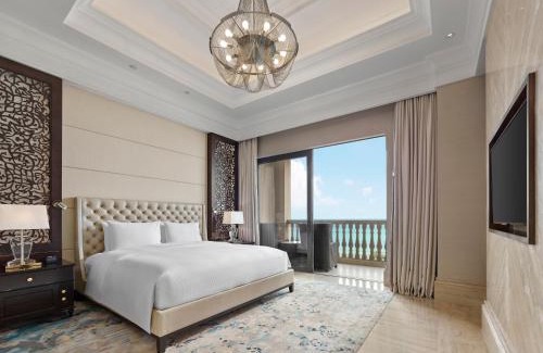 Meilan Resort | Hilton Haikou Meilan - Beachfront Hotel