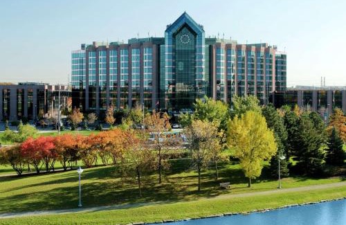 Markham Hotel | Hilton Suites Toronto-Markham Conference Centre & Spa