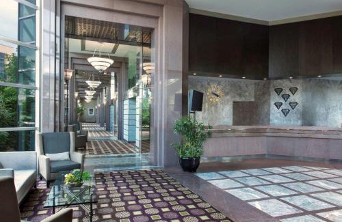 Markham Hotel | Hilton Suites Toronto-Markham Conference Centre & Spa