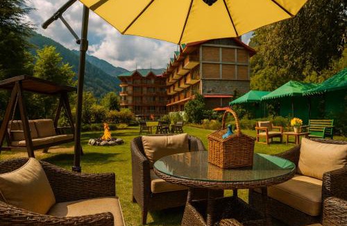Dumka Hotel | Himalayan Fort Resort, Manali - ! Riverside Property ! Big Garden with Campfire ! Guest Preferred ! Scenic River & Mountain View ! Big Parking ! Luxury Balcony Rooms ! Playing Zone ! Property of the Year