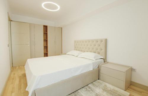 Iasi Apartment | Himson-Beige Apartment