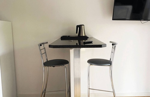 Osnabrueck Apartment | Hip studio in the heart of OS.nBalcony - Kitchen - Cofee & Tea - home2share