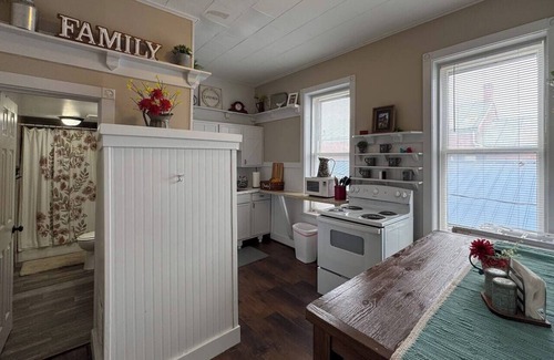 Nauvoo Apartment | Historic 1888 Loft - Temple Views & Exposed Brick