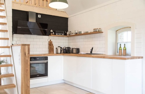 Dornum Cottage | Historic bakery right on the North Sea dike