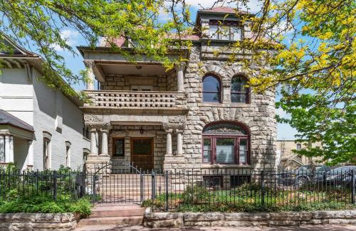 Uptown Apartment | Historic Denver Apt Steps From Fillmore Theatre