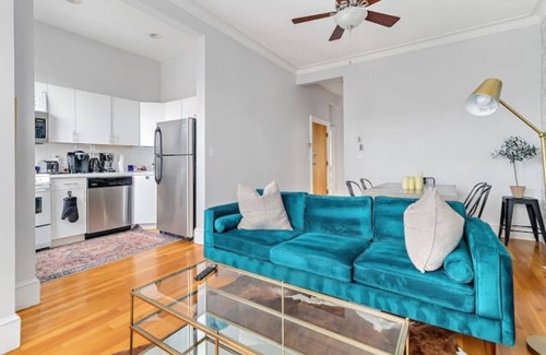 Ward Two Condo | Historic Somerville Cambridge 1 Bed, Inman Square