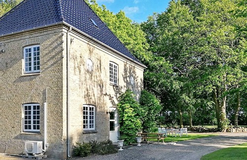 Dannemare House | Historic Water Tower Retreat-By Traum