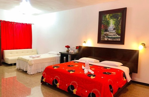 Santo Domingo de los Colorados Hotel | Hostería D'Carlos Aqua Park