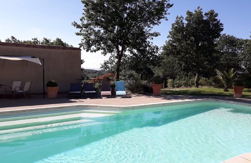 Villarzel-du-Razes Cabin | Hobbit house with private spa and swimming pool, unusual & nature near Carcassonne