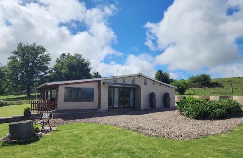 Nkonkobe Apartment | Hogsback Misty Oaks Cottage