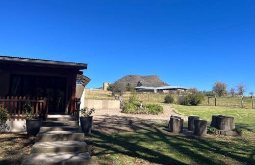 Nkonkobe Apartment | Hogsback Misty Oaks Cottage