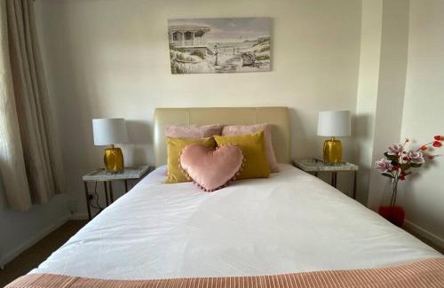 Poole House | Holes Bay Nature Reserve, Poole, right next to the Water