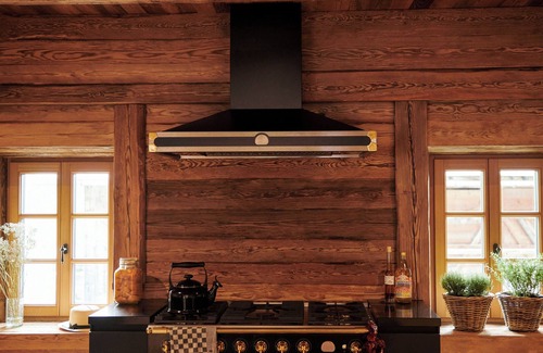 Livinallongo del Col di Lana House | Holiday Home 'Casa Tre Cime' with Mountain View, Private Terrace and Wi-Fi