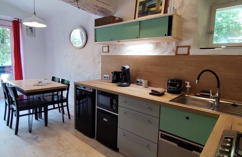 Saint-Martin-le-Superieur House | Holiday Home 'La Laiterie' with Shared Pool, Balcony and Wi-Fi