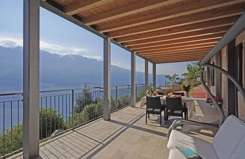 Arias Apartment | Holiday Apartment Maison du Pralonc - LAGO with Lake/Mountain View, Garden & Terrace; Pets Allowed