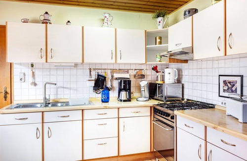 Hessisch Lichtenau Apartment | Holiday Apartment 'Energie und Balance' with Private Terrace, Balcony and Wi-Fi