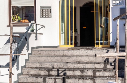 Seefeld in Tirol Apartment | Holiday Apartment "Haus Excelsior Top 13" with Mountain View, Balcony & Wi-Fi