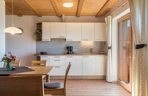 Fie allo Sciliar Apartment | Holiday Apartment 'Mongaduierhof Apt Schlern' with Mountain View, Shared Garden & Wi-Fi